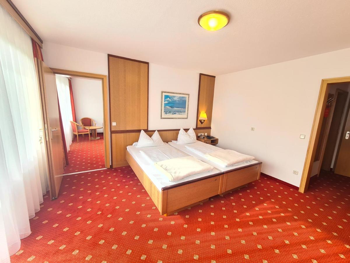 Thermenhotel Tannenhof - Ihr Wohlfuehl-Hotel Bad Füssing Eksteriør bilde