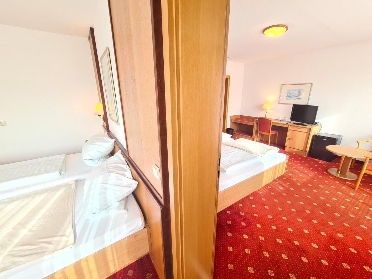 Thermenhotel Tannenhof - Ihr Wohlfuehl-Hotel Bad Füssing Eksteriør bilde
