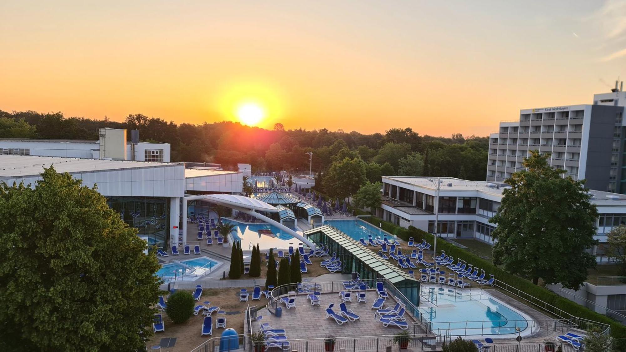 Thermenhotel Tannenhof - Ihr Wohlfuehl-Hotel Bad Füssing Eksteriør bilde